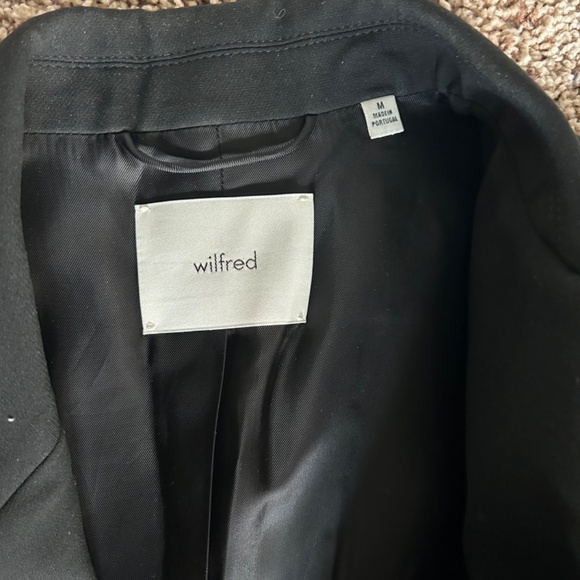 Aritzia Content Blazer - Picture 4 of 4